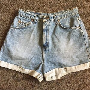 Levi Jean shorts 💙